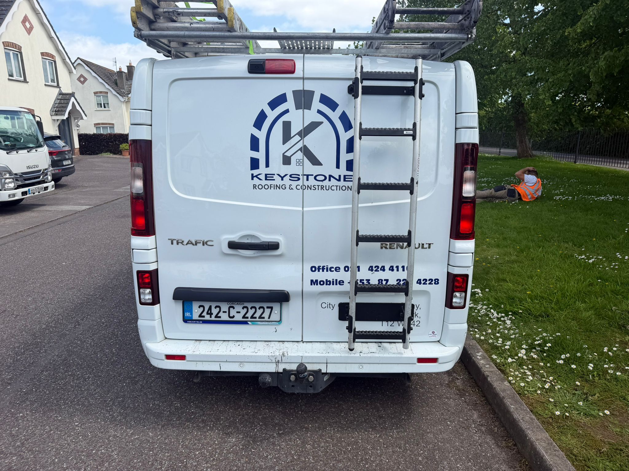 keystone roofing cork van rear - Dachdecker Zürich Zürich
